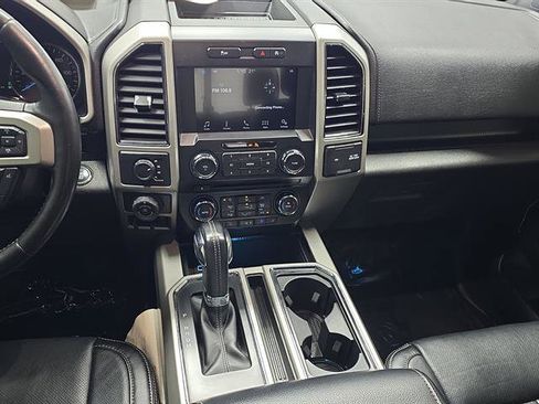 Used 2018 Ford F150 Lariat image 15