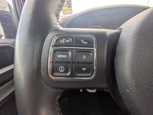 Used 2018 Jeep Wrangler Sport AWD/4WD image 23