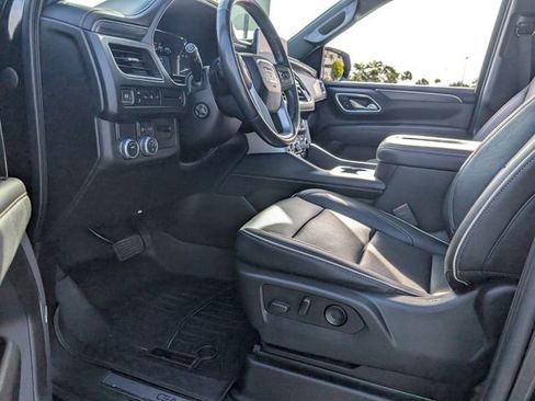 Used 2021 GMC Yukon SLT w/ SLT Premium Package RWD image 8