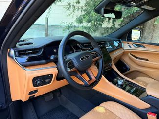 Used 2023 Jeep Grand Cherokee Summit AWD/4WD video 2