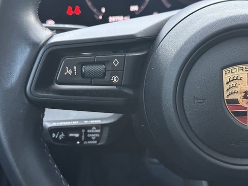 Used 2023 Porsche Taycan image 16