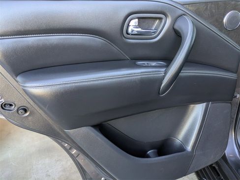Used 2024 INFINITI QX80 Luxe image 27