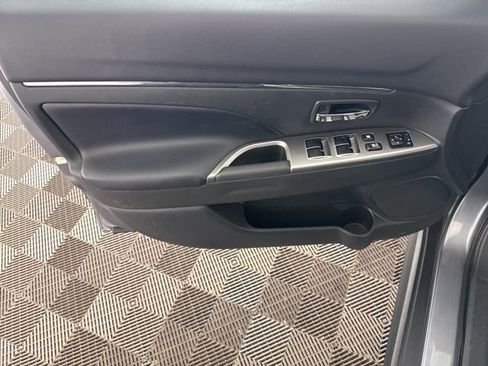 Used 2024 Mitsubishi Outlander Sport SE image 23