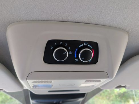 Used 2023 Ford Transit 350 XLT RWD image 16