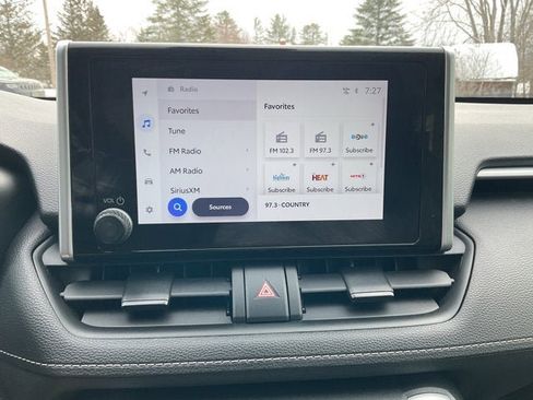 Used 2023 Toyota RAV4 XLE image 23