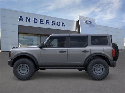 New 2025 Ford Bronco 4-Door w/ Sasquatch Package image 3