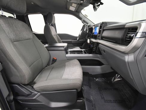 Used 2023 Ford F250 XLT image 18