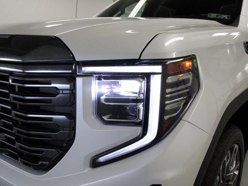 Used 2024 GMC Sierra 1500 Denali Ultimate image 11