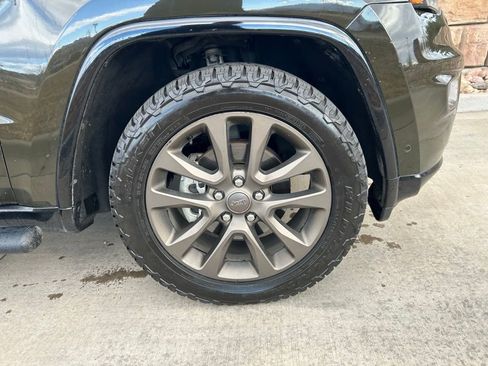 Used 2017 Jeep Grand Cherokee Limited 75th Anniversary image 35