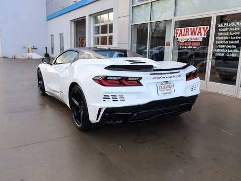 New 2026 Chevrolet Corvette E-Ray w/ Battery Protection Package image 8