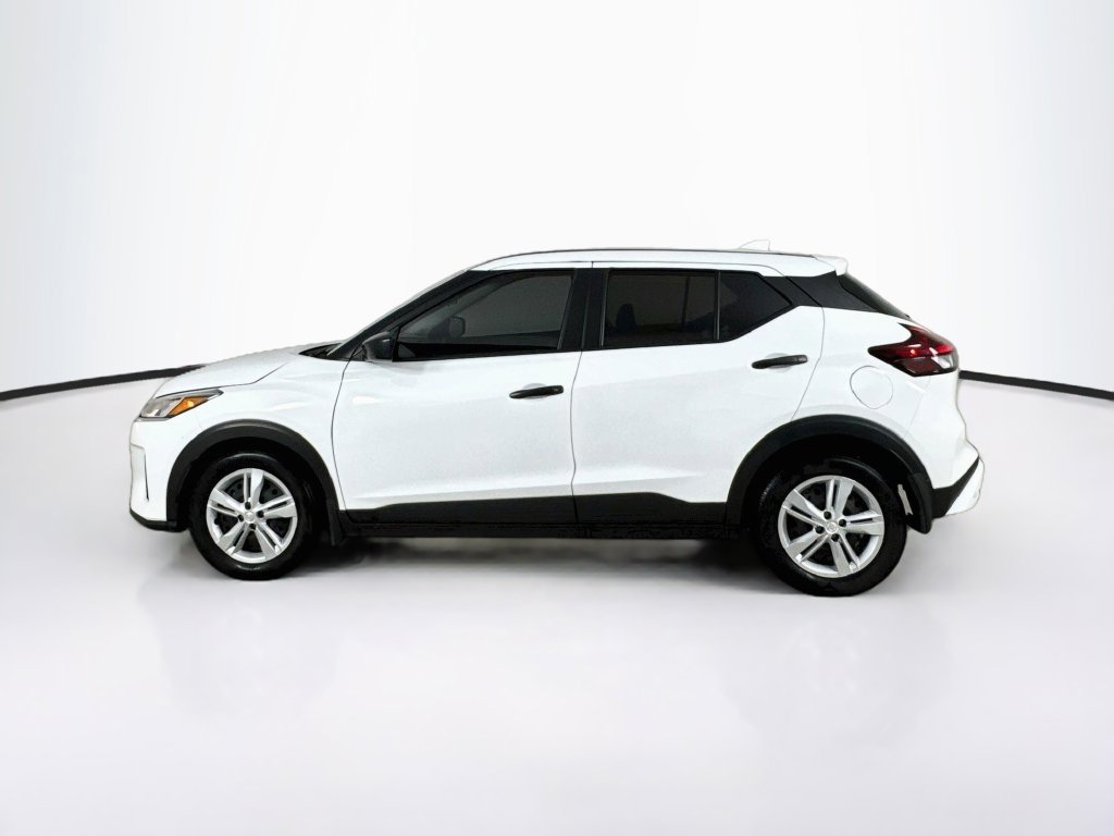Used 2024 Nissan Kicks S FWD image 5