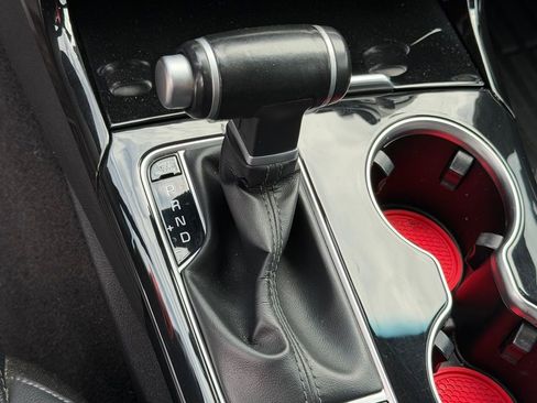 Used 2020 Kia Stinger GT-Line image 18