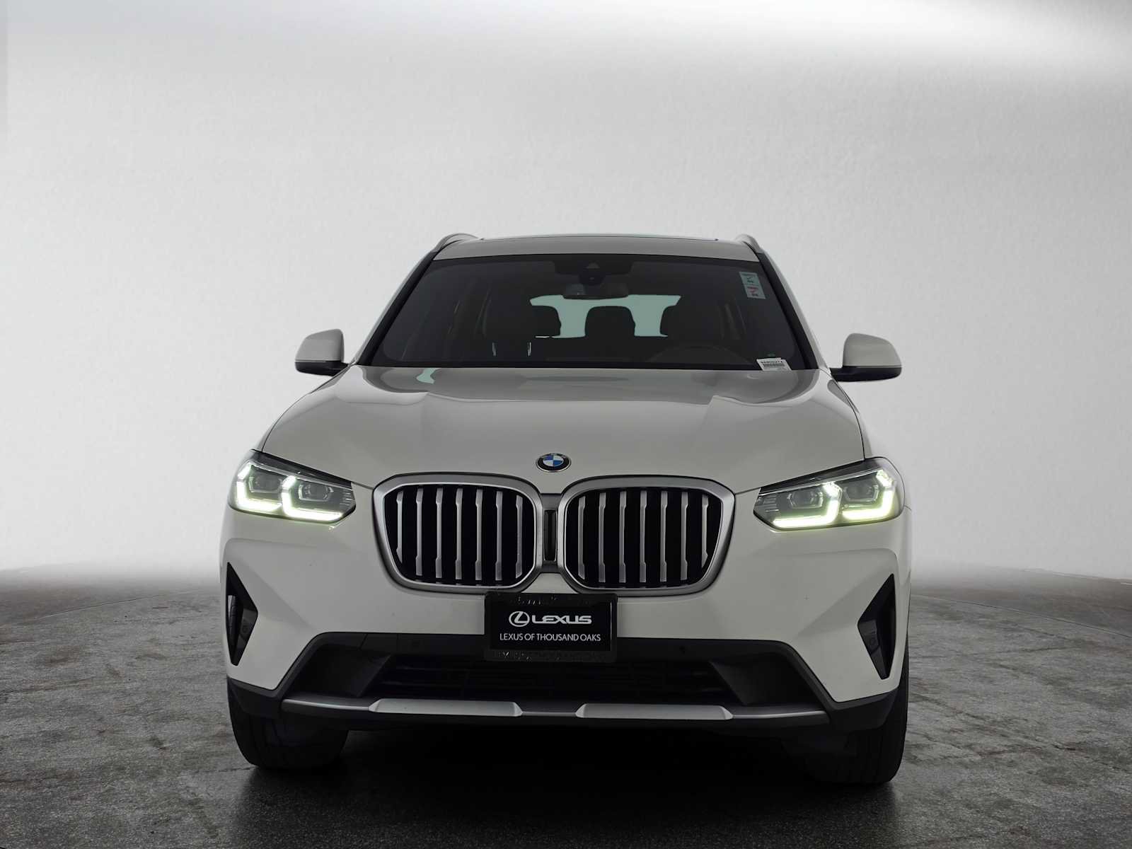 Used 2023 BMW X3 xDrive30i w/ Convenience Package AWD/4WD image 8