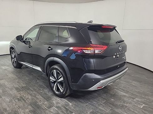 Used 2023 Nissan Rogue Platinum image 10