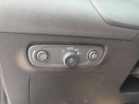 Used 2021 Buick Encore GX Essence AWD/4WD image 20