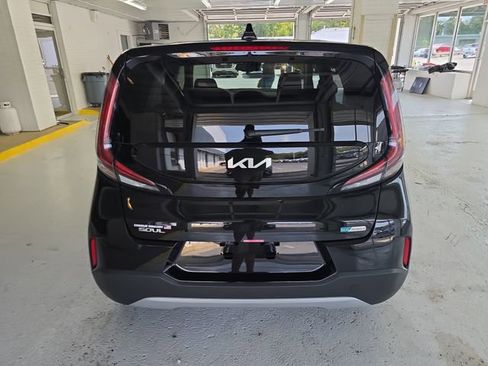 Certified 2023 Kia Soul EX image 4