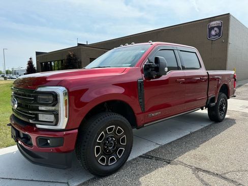 Used 2026 Ford F250 Platinum AWD/4WD image 1