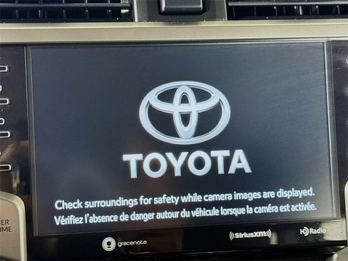 Used 2022 Toyota 4Runner SR5 Premium image 38