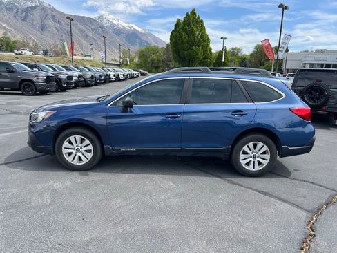 Used 2019 Subaru Outback 2.5i AWD/4WD image 11