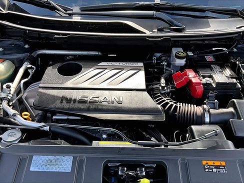 Certified 2025 Nissan Rogue SV FWD image 32