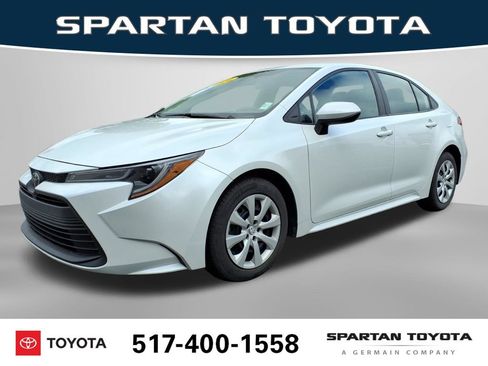Used 2024 Toyota Corolla LE FWD image 1