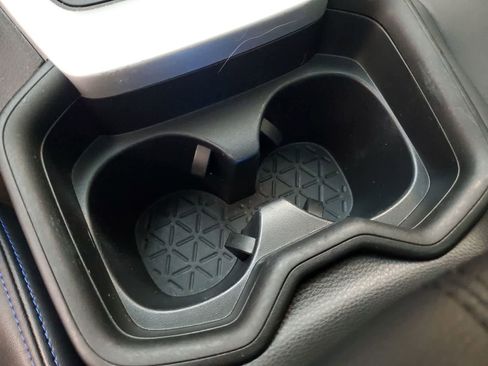 Used 2021 Toyota RAV4 XSE image 10