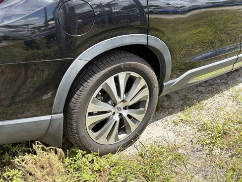 Used 2019 Subaru Ascent Touring AWD/4WD image 13