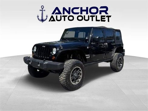 Used 2013 Jeep Wrangler Unlimited Sport image 4