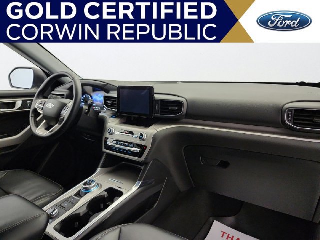 Used 2022 Ford Explorer XLT w/ Equipment Group 202A AWD/4WD image 33