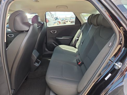 New 2026 Kia K4 FWD image 6