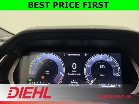 New 2025 Jeep Grand Cherokee Limited w/ Black Appearance Package image 30