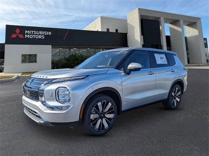 New 2025 Mitsubishi Outlander SE