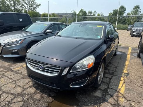 Used 2013 Volvo S60 T5 FWD image 22