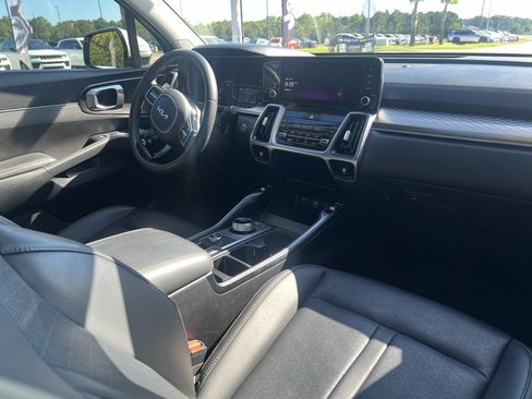 Used 2023 Kia Sorento EX FWD image 14