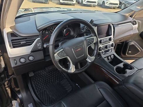 Used 2016 GMC Yukon XL SLT w/ Open Road Package image 17