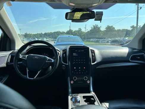 Used 2024 Ford Edge SEL AWD/4WD image 5