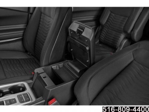 Used 2020 Ford Explorer XLT w/ Equipment Group 202A image 15