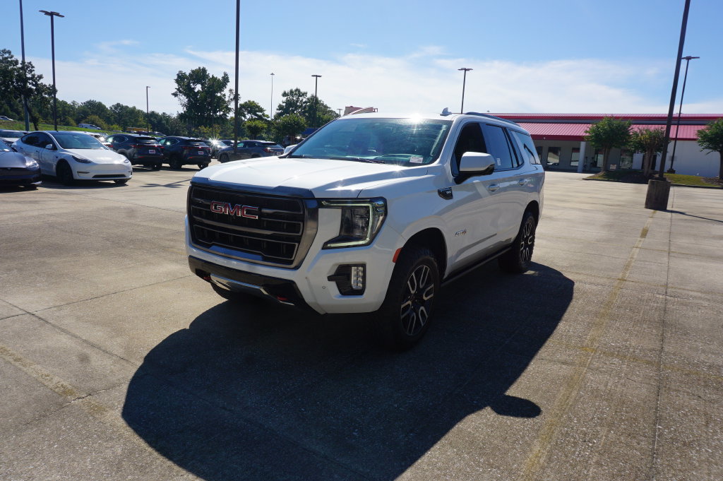 Used 2024 GMC Yukon AT4 w/ AT4 Premium Plus Package AWD/4WD image 27