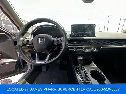 Used 2023 Honda Civic Touring image 9