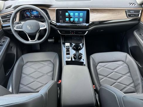 New 2026 Volkswagen Atlas SE image 12