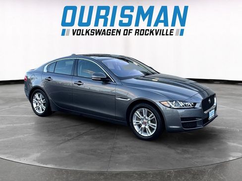 Used 2018 Jaguar XE Premium AWD/4WD image 1