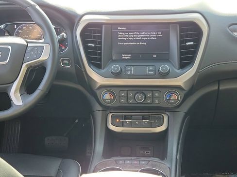 Used 2023 GMC Acadia Denali w/ Denali Ultimate Package image 17