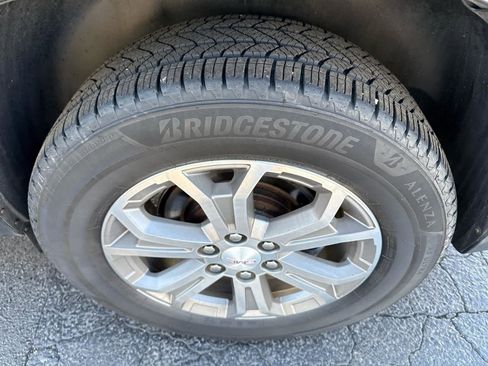 Used 2014 GMC Acadia SLT image 12