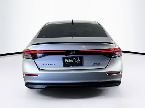 Used 2023 Honda Accord Sport image 7