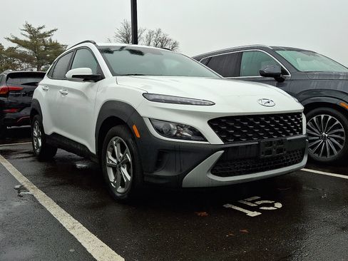 Used 2023 Hyundai Kona SEL image 9