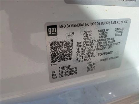 New 2026 GMC Sierra 1500 AT4X w/ LPO, Black Badging Package image 17