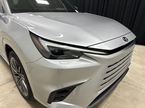 Certified 2026 Lexus TX 350 AWD w/ Technology Package image 11