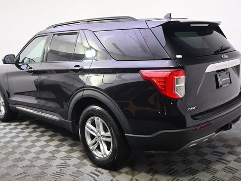 Used 2020 Ford Explorer XLT w/ Equipment Group 202A AWD/4WD image 3
