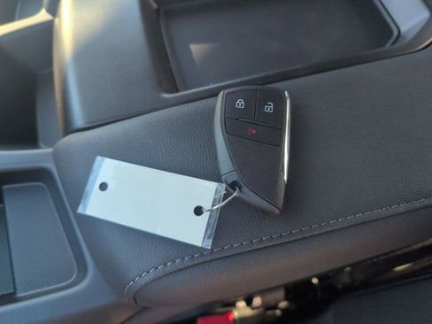 New 2026 Chevrolet Silverado 1500 W/T image 38