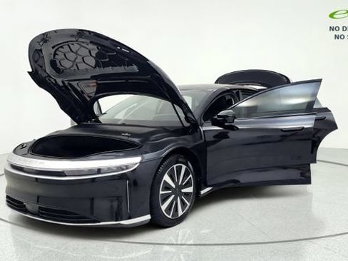 Used 2025 Lucid Air Pure RWD image 13